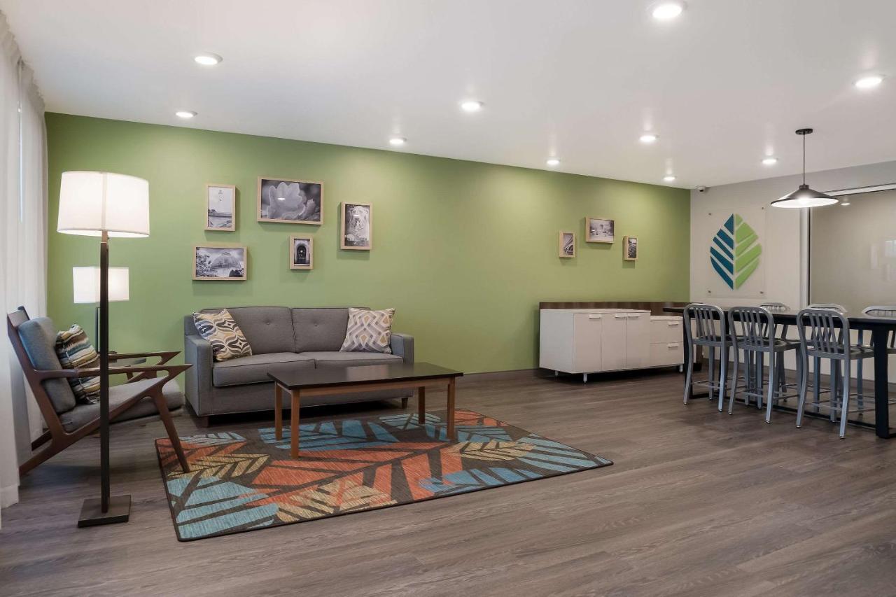 Woodspring Suites Detroit Sterling Heights Exterior foto